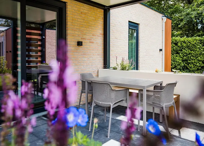 Dom wakacyjny In Veluwe Near Nature Reserve Voorthuizen